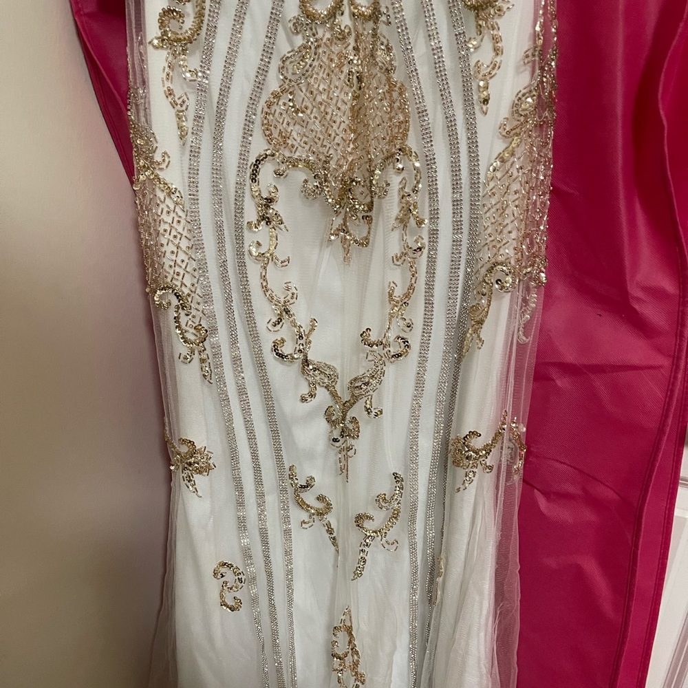 Prom Dress - Picture 4 of 4